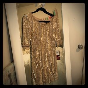 ADRIANNA PAPELL Dress